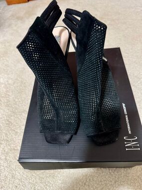 International Concepts Black Perforated Suede Slingback Peep-Toe Heels Size 9.5